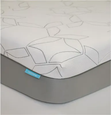 Cooling mattress protector